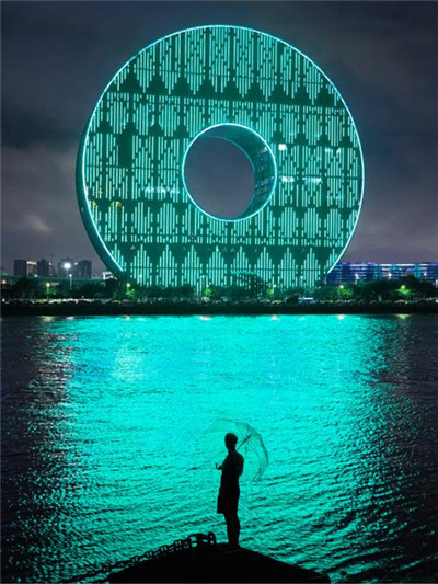 深圳龙华会所小姐的详细介绍与建议